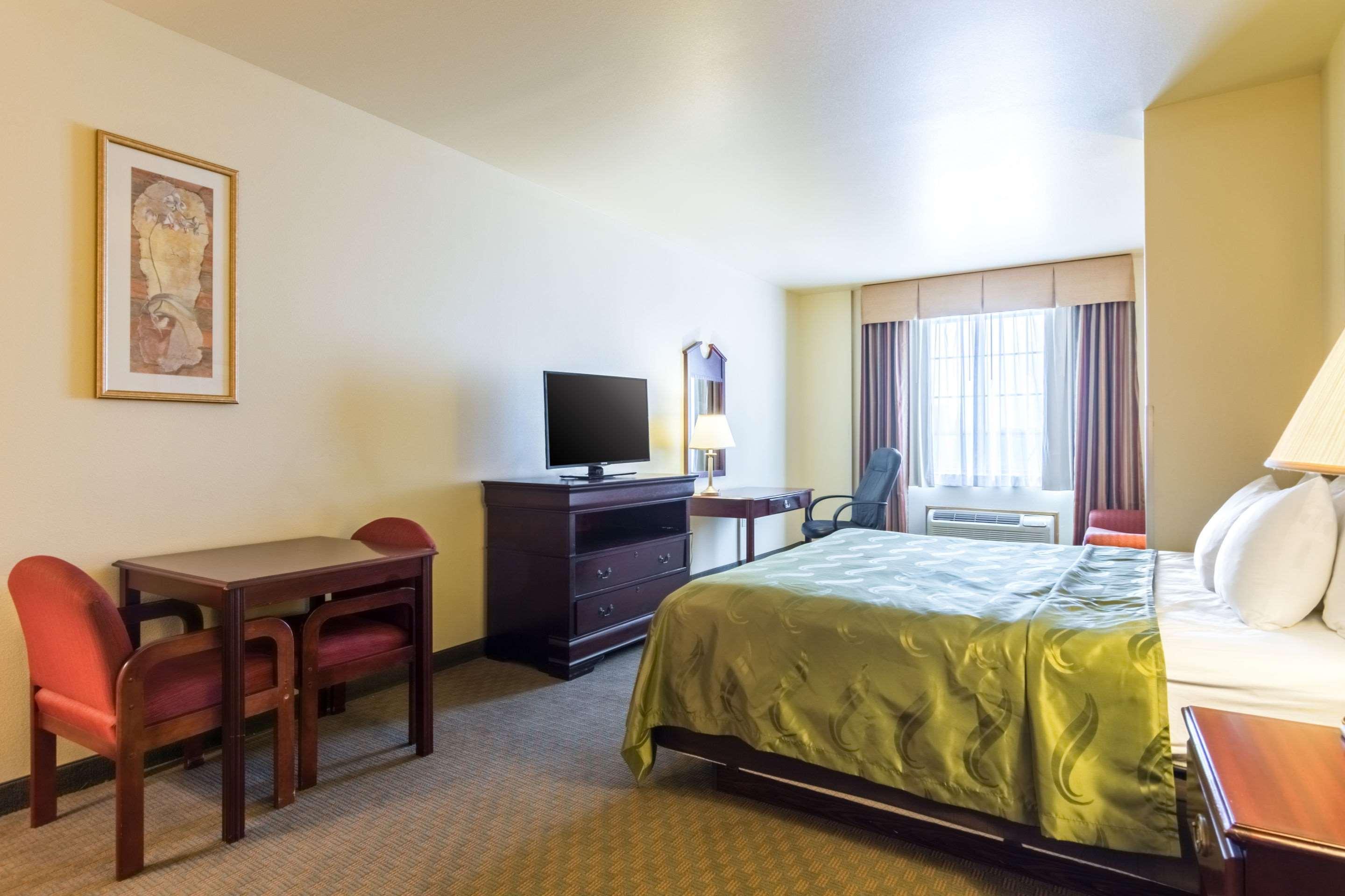 Quality Inn & Suites Alma - Fort Smith Northeast Экстерьер фото