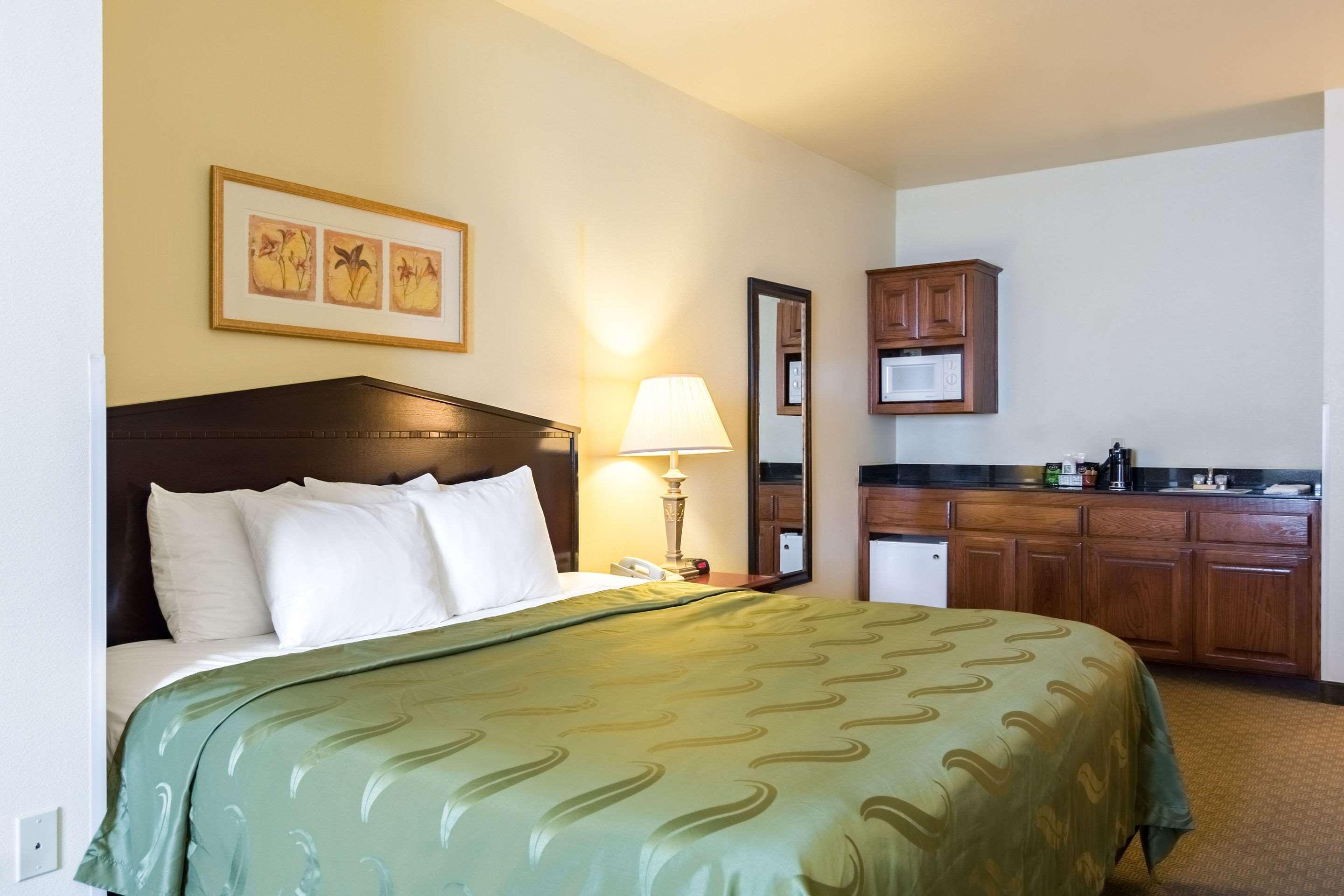 Quality Inn & Suites Alma - Fort Smith Northeast Экстерьер фото