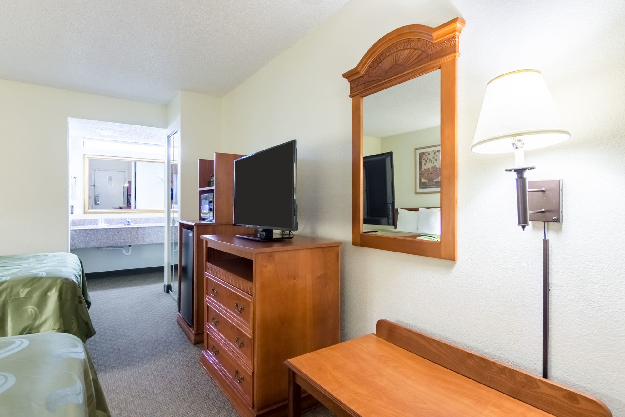 Quality Inn & Suites Alma - Fort Smith Northeast Номер фото