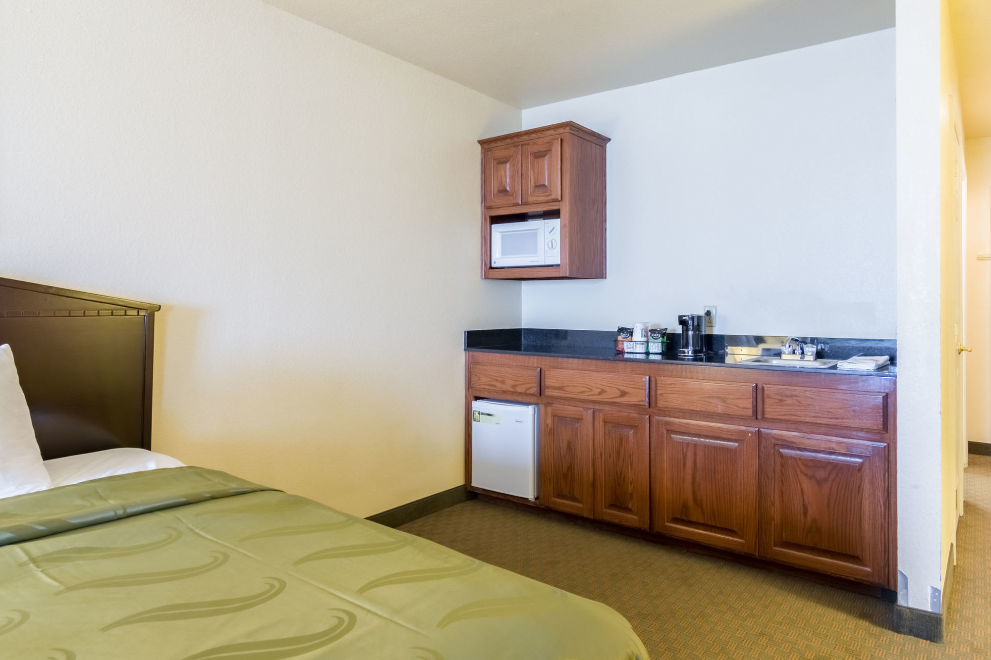 Quality Inn & Suites Alma - Fort Smith Northeast Номер фото